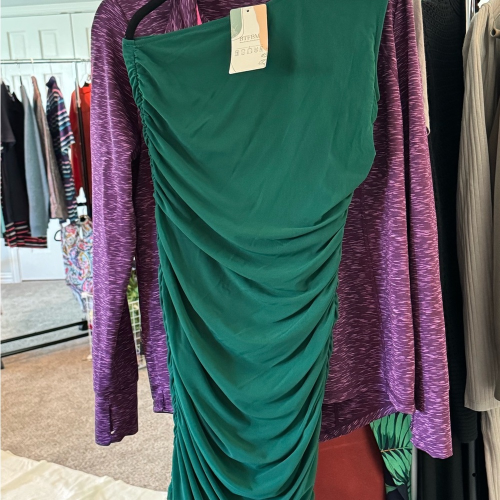 Green One Sleeve Cocktail Dress